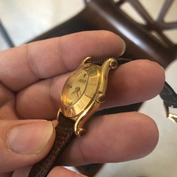 Gucci - Picture 1 of 5
